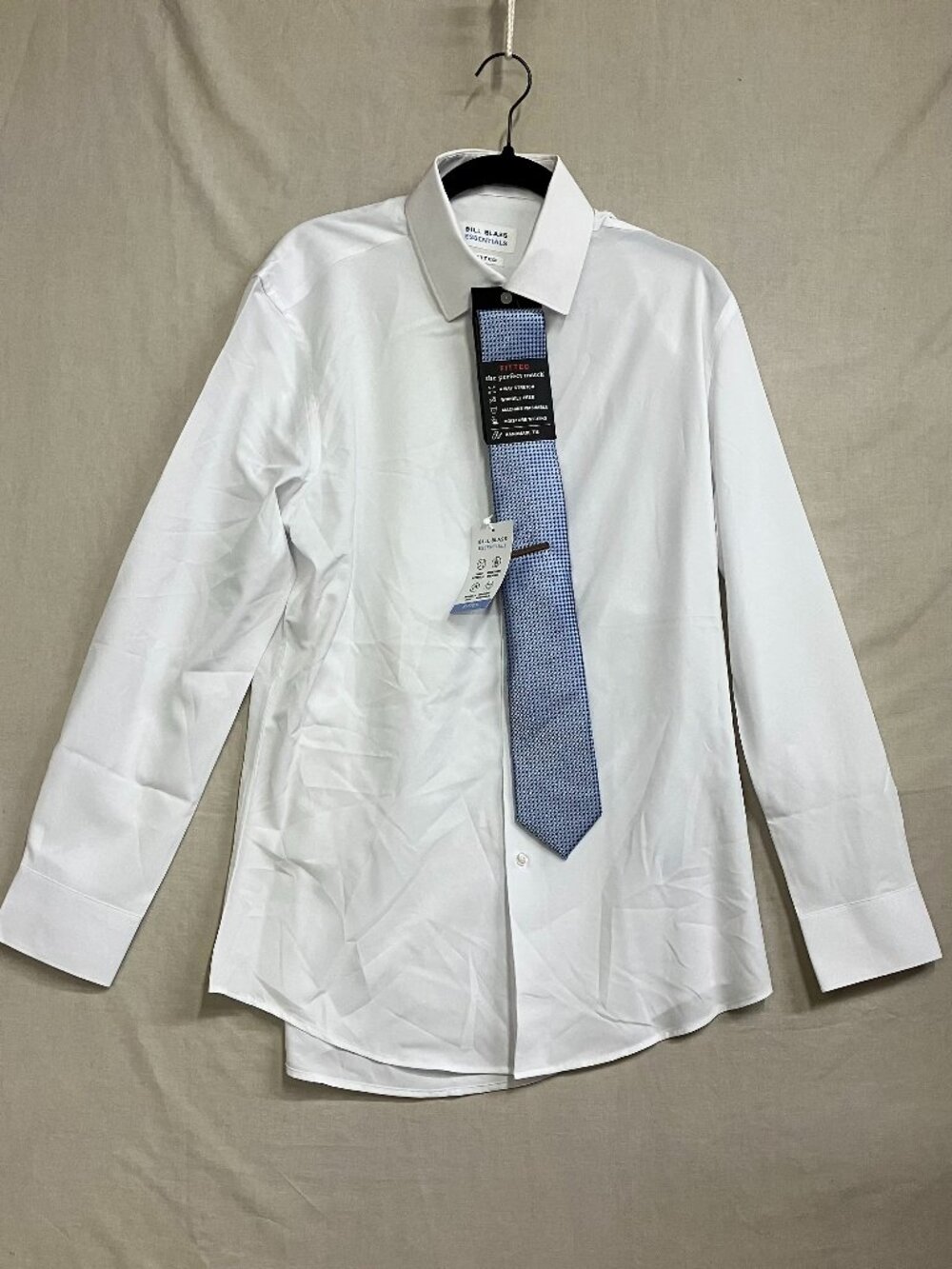 NWT Bill Blass Essentials Dress Shirt Tie Set Men's M 15-15.5 White Blue Fitted